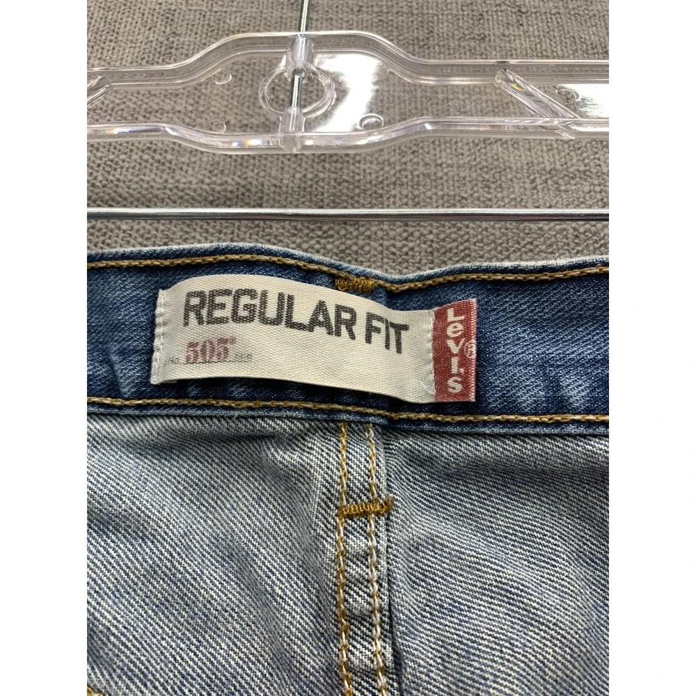 Levi's 505 Jeans Mens 33x32 Blue Denim Light Wash Mid Rise Regular Fit Straight
